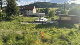 Prodej pozemku o rozloze 810 m2 s bazénem, Olešnice na Morav - 3
