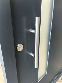 Vchodové dveře dřevěné Levé+Pravé - 3