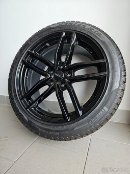 Alu Dezent 5x112 Zimní 235/45/18 - Top - 3
