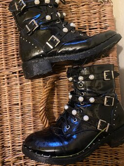 Kotnikove lakovane cerne boty damske zimni 39 - 3