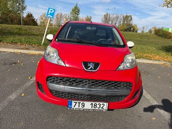 PEUGEOT 107,1.0 benzín 50kW, 43000KM,1majitel - 3