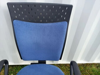 Kancelářské KŘESLO k psacímu stolu s područkami a kolečky - 3