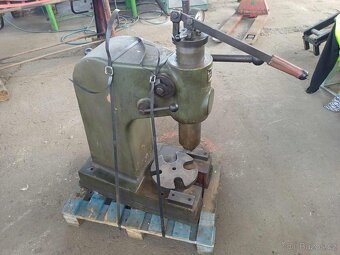 Montážní lis CTC 5 - 3