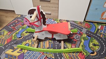 Konik -houpaci koník - 3