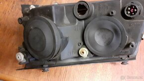 VW Passat p.přední světlo - 3