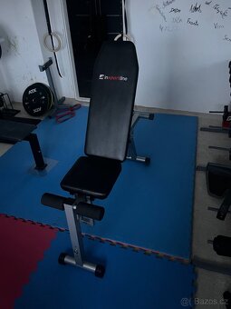Polohovací posilovací lavice - 3