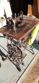 Prodám šicí stroje Singer - 3