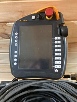 KUKA KR 6 R900 sixx - 3