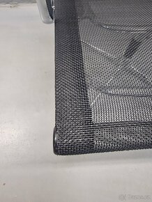 VITRA Aluminium Chair EA105 - 3