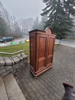 Starožitné skříně - 3