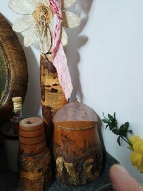 dekorace ,vázy ,korbel. Drevo - 3
