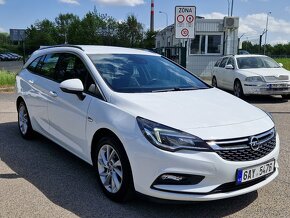 Opel Astra 1.4T SPORTS TOURER + 1.MAJITEL rok 2018 - 3