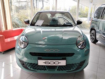 Fiat 600 1.2T Hybrid 100k MHEV eDCT6 - 3