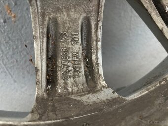 Prodám Alu kola R16 5x114,3 letni pneu 205/60 R16 - 3