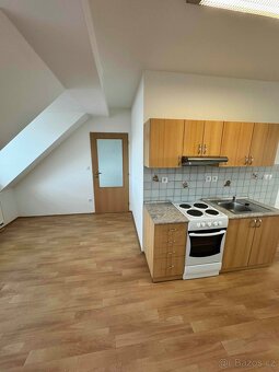 Pronájem bytu 1+kk, 30 m² – Brno, Husovice, ul. Dačického - 3