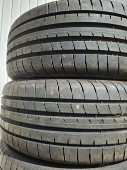 Letní Pneu 235/45/19 - 3
