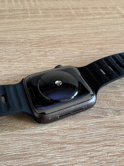 Apple Watch SE 44mm - 3