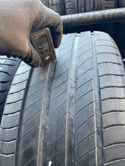4ks Michelin 225/55 R18 - 3