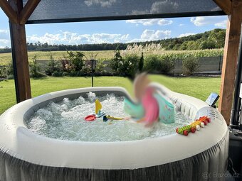 Vířivka Intex Pure Spa Bubble Wood (28440), super stav - 3