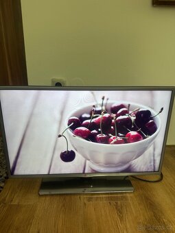 Smart TV 32" 81cm, DVBT2, Full HD, Wifi - 3