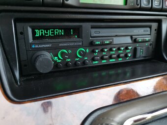 Jaguar XJ40 X300 Redukční rámeček pro rádio - 3
