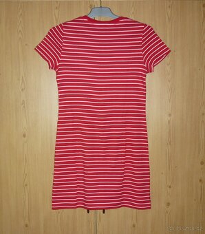 Červeno - bílé dámské tričkové šaty Tommy Hilfiger - 3