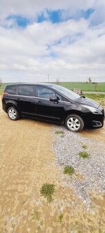 Peugeot 5008 - 3