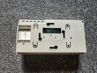 Termostat Junkers TR 200 - 3