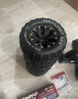 traxxas rustler VXL 4x4 - 3