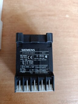Stykačové relé Siemens 3TH2040-0MB4 - 3
