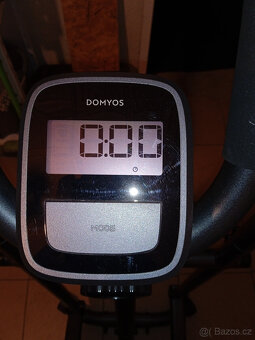 Eliptický trenažer DOMIO 100 - 3