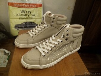 Prodám různé typy bot - 3