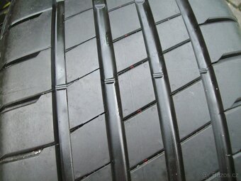 sada letní pneu z Octavia IV RS 225.40.19 93Y  99% - 3