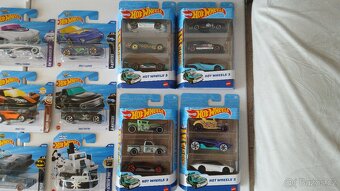 Hot wheels 5x2 nebo 53 nerozbalených autíček ceny dle fotek - 3