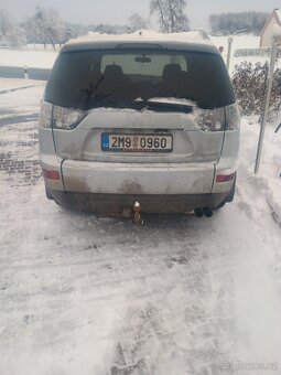 Mitsubishi Outlander - 3