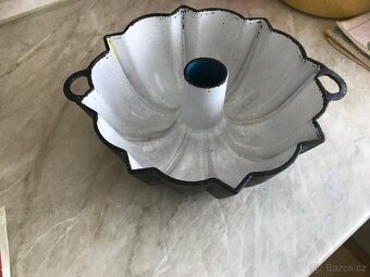 Forma na bábovku litina - 3