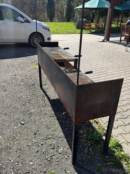 Gril na dřevo - 3