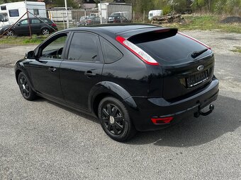 Ford focus 1.8i 92kw, r.2010, 1.maj, serviska, stk - 3
