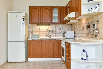 Pronájem bytu 3+1 Mirovická, Praha - Kobylisy, 23300 Kč/měs, - 3