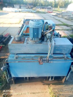 Hydraulický lis papír a plasty - 3