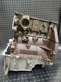 Spodek motoru 1.0 ecoboost po GO - 3