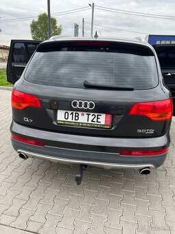 Audi Q7 - 3