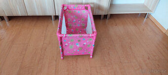 Skládací postýlka pro panenku - cca 45 x 22 cm - 3