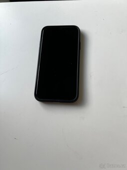 iPhone 11 s obalem 128gb - 3