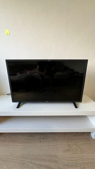 Sold out LG32 Inch Fully HD Smart LED - 3