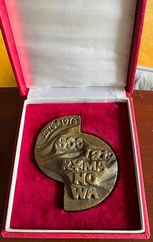 plakety, odznaky, vyznamenania, vlajky, medaile - 3