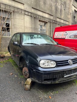 VW Golf 4 na díly celek - 3