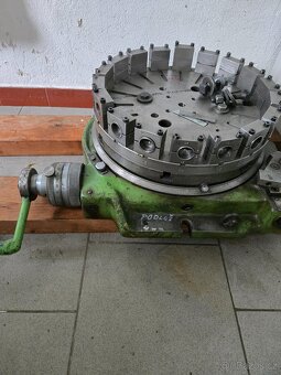 Otočný stůl k frézce - 3