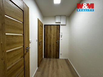 Pronájem bytu 1+kk v Praze, ul. Platónova - 3