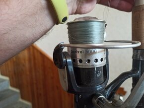 Rybářský prut + nějaké drobnosti - 3